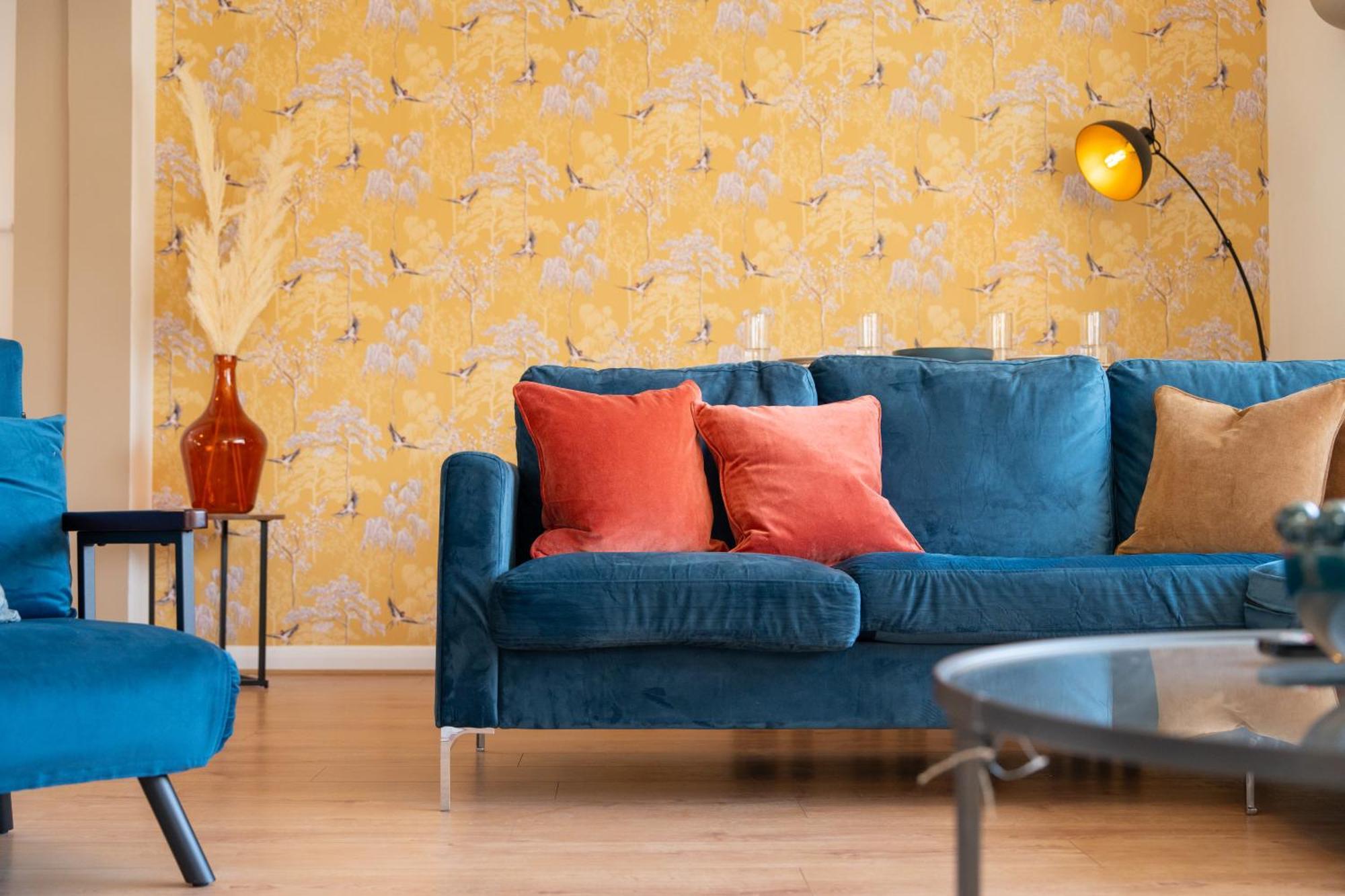 Stylish 4 Bedroom Spacious Retreat With Parking - Sleeps 10 - Families & Contractors Canterbury Luaran gambar